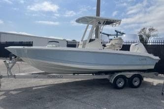 BOATZON | Boston Whaler 220 Dauntless 2024