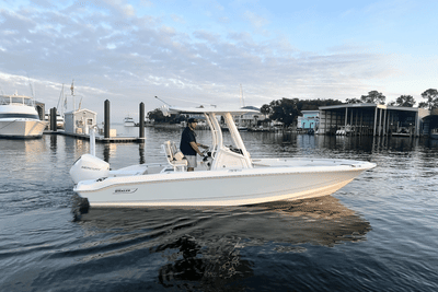 BOATZON | Boston Whaler 220 Dauntless 2025