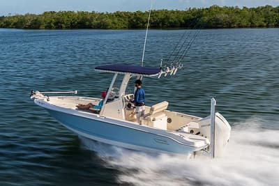 BOATZON | Boston Whaler 220 Dauntless 2026
