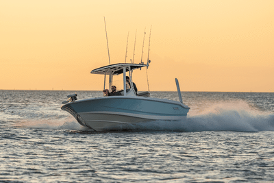 BOATZON | Boston Whaler 220 Dauntless 2026