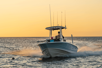 BOATZON | Boston Whaler 220 Dauntless 2027
