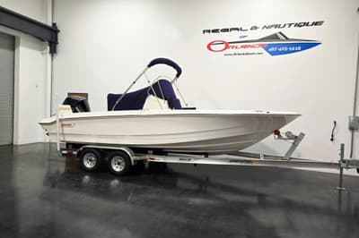 BOATZON | Boston Whaler 220 Dauntless 2027