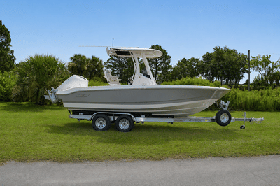 BOATZON | Boston Whaler 220 Dauntless 2027