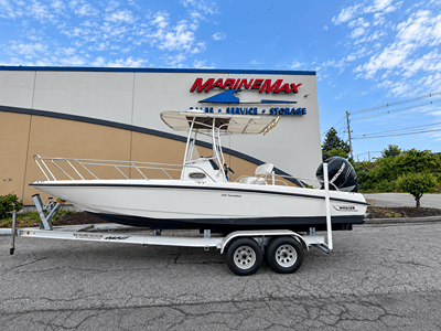 BOATZON | Boston Whaler 230 DAUNTLESS 2013