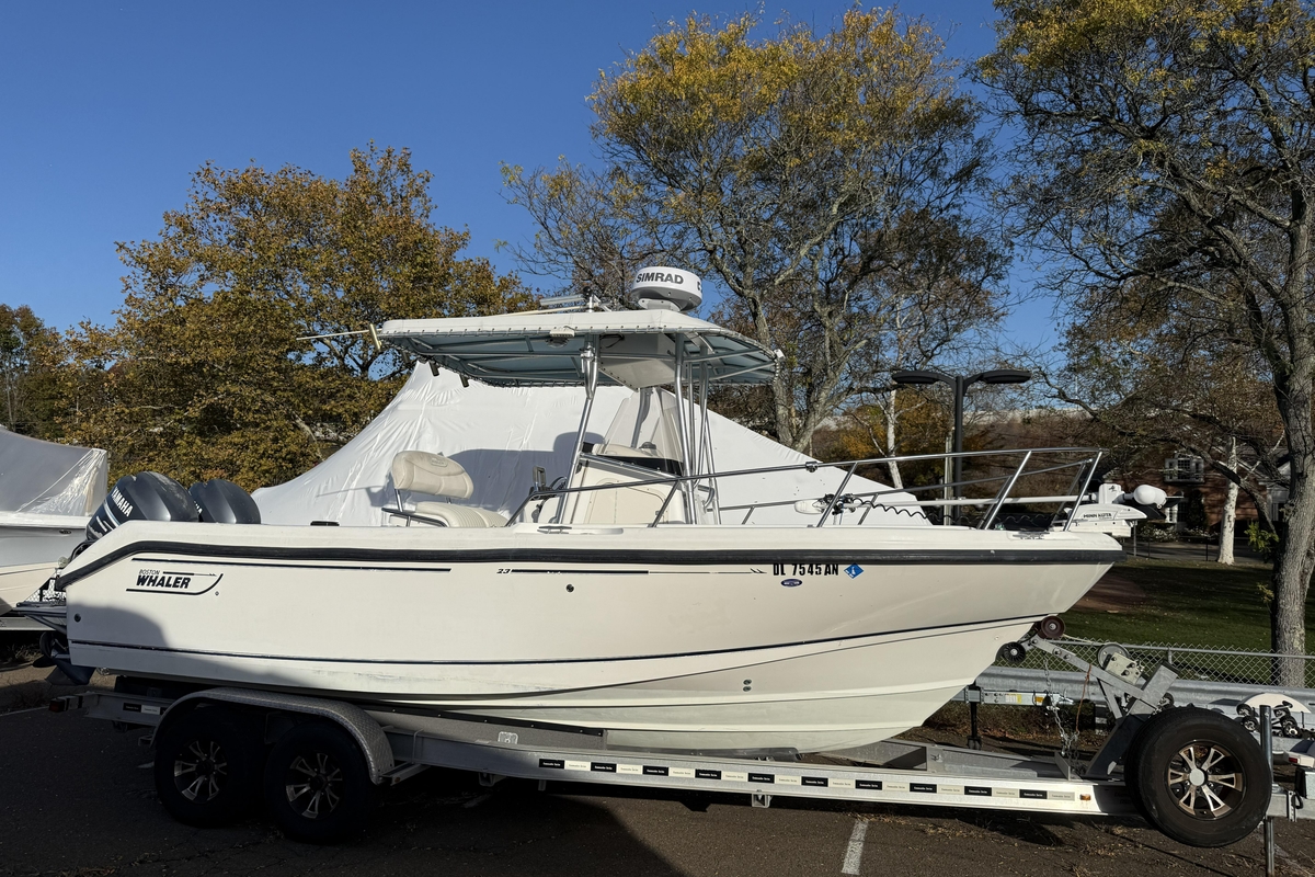 2001 Boston Whaler 230 Outrage - Sold Boat