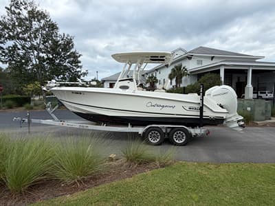 BOATZON | Boston Whaler 230 OUTRAGE 2018 BOATZON | Boston Whaler 230 OUTRAGE 2018