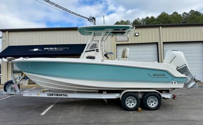BOATZON | Boston Whaler 230 Outrage 2025 BOATZON | Boston Whaler 230 Outrage 2025