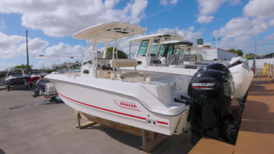 BOATZON | Boston Whaler 230 Outrage 2026