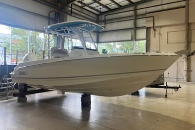 BOATZON | Boston Whaler 230 Outrage 2026