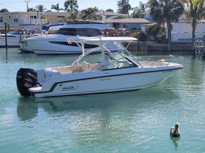 BOATZON | Boston Whaler 230 Vantage 2014
