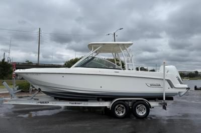 BOATZON | Boston Whaler 230 Vantage 2019