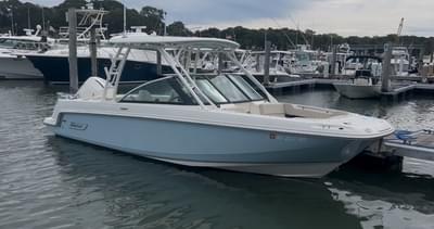 BOATZON | Boston Whaler 230 Vantage 2020