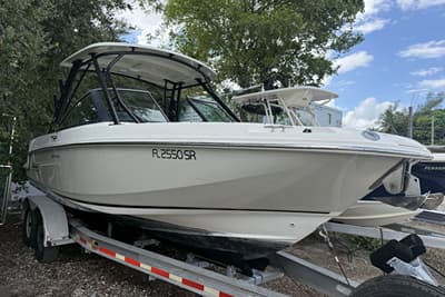 BOATZON | Boston Whaler 230 Vantage 2020 BOATZON | Boston Whaler 230 Vantage 2020