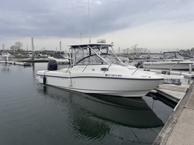 BOATZON | Boston Whaler 235 CONQUEST 2012