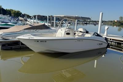 BOATZON | Boston Whaler 240 Outrage 2003 BOATZON | Boston Whaler 240 Outrage 2003