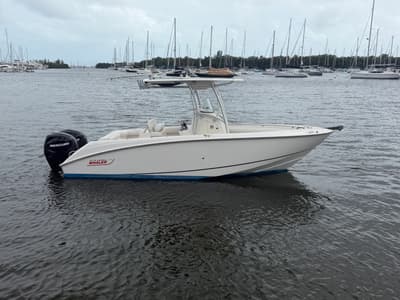 BOATZON | Boston Whaler 240 Outrage 2006