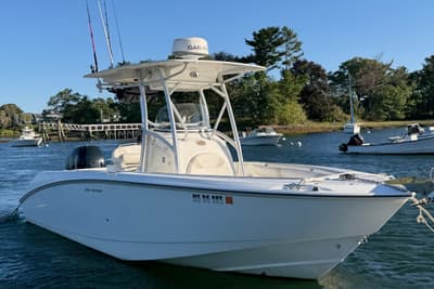 BOATZON | Boston Whaler 240 Outrage 2008