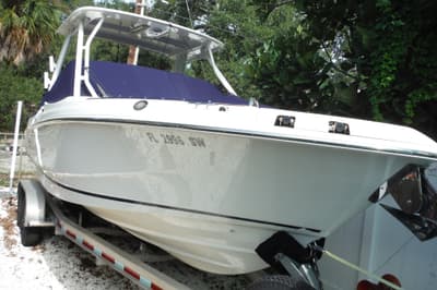 BOATZON | Boston Whaler 240 Vantage 2021 BOATZON | Boston Whaler 240 Vantage 2021