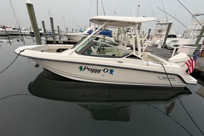 BOATZON | Boston Whaler 240 Vantage 2022