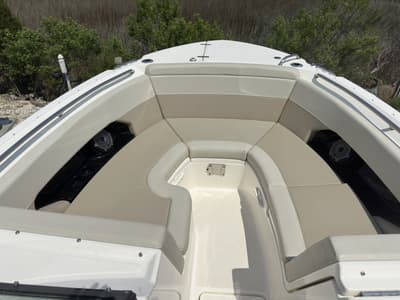 BOATZON | Boston Whaler 240 VANTAGE 2022