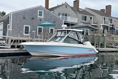 BOATZON | Boston Whaler 240 Vantage 2023