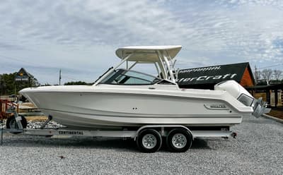 BOATZON | Boston Whaler 240 Vantage 2025
