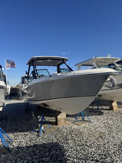 BOATZON | Boston Whaler 240 Vantage 2026 BOATZON | Boston Whaler 240 Vantage 2026