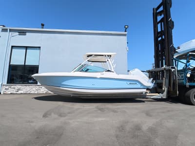 BOATZON | Boston Whaler 240 Vantage 2026