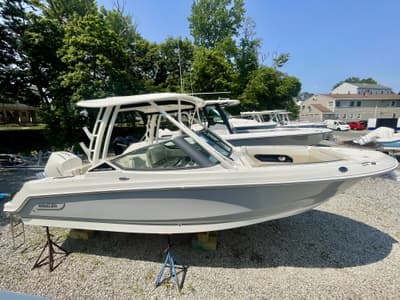BOATZON | Boston Whaler 240 Vantage 2026 BOATZON | Boston Whaler 240 Vantage 2026