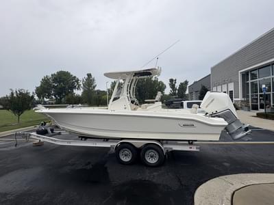 BOATZON | Boston Whaler 250 Dauntless 2022 BOATZON | Boston Whaler 250 Dauntless 2022