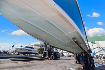 BOATZON | Boston Whaler 250 DAUNTLESS 2024