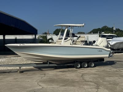 BOATZON | Boston Whaler 250 Dauntless 2025