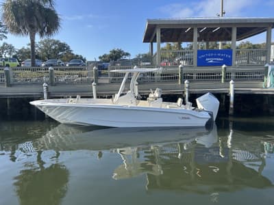 BOATZON | Boston Whaler 250 Dauntless 2026 BOATZON | Boston Whaler 250 Dauntless 2026