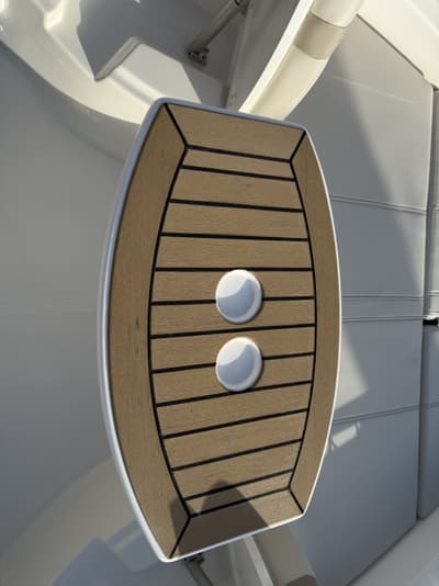 BOATZON | Boston Whaler 250 Dauntless 2026