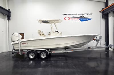 BOATZON | Boston Whaler 250 Dauntless 2027