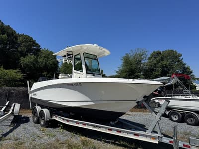 BOATZON | Boston Whaler 250 Outrage 2011