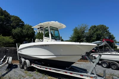 BOATZON | Boston Whaler 250 Outrage 2011