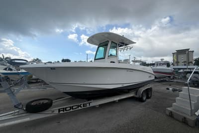 BOATZON | Boston Whaler 250 Outrage 2014 BOATZON | Boston Whaler 250 Outrage 2014