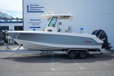 BOATZON | Boston Whaler 250 Outrage 2016