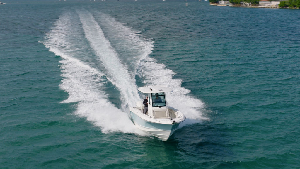 2022 Boston Whaler 250 Outrage - Sold Boat