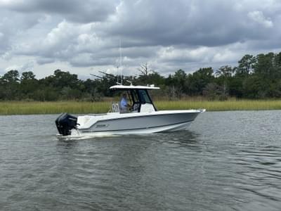 BOATZON | Boston Whaler 250 Outrage 2025