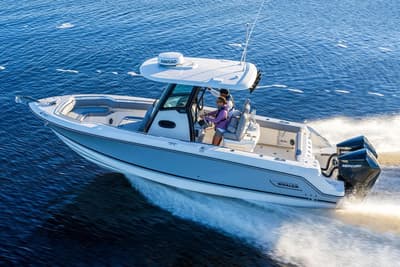 BOATZON | Boston Whaler 250 Outrage 2026 BOATZON | Boston Whaler 250 Outrage 2026