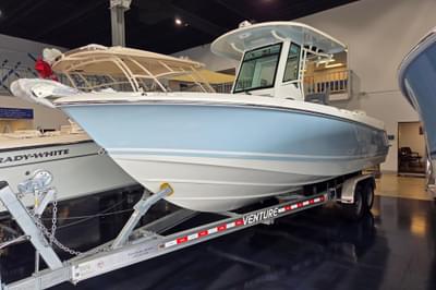 BOATZON | Boston Whaler 250 Outrage 2026 BOATZON | Boston Whaler 250 Outrage 2026