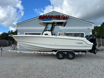 BOATZON | Boston Whaler 250 Outrage 2027