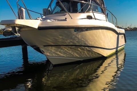 2005 Boston Whaler 255 Conquest - Sold Boat