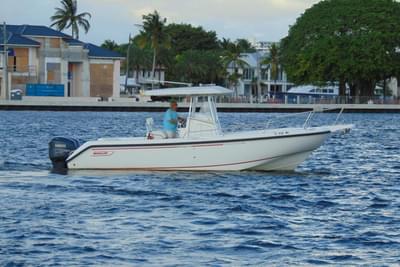 BOATZON | Boston Whaler 26 Outrage 2001