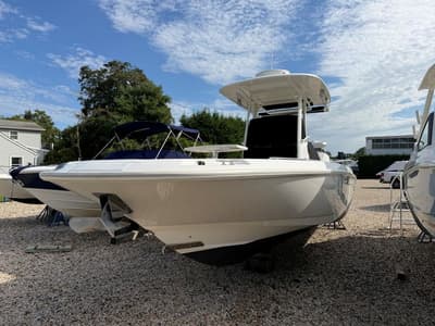 BOATZON | Boston Whaler 270 Dauntless 2020 BOATZON | Boston Whaler 270 Dauntless 2020