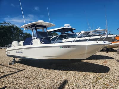 BOATZON | Boston Whaler 270 Dauntless 2021