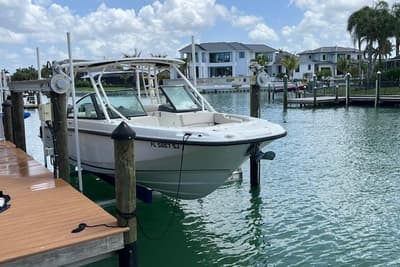 BOATZON | Boston Whaler 270 Vantage 2015
