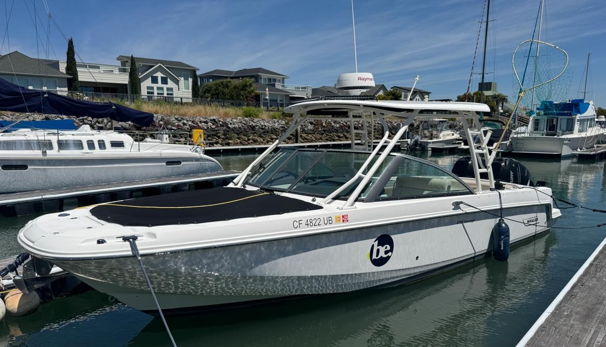 2016 Boston Whaler 270 Vantage - Sold Boat